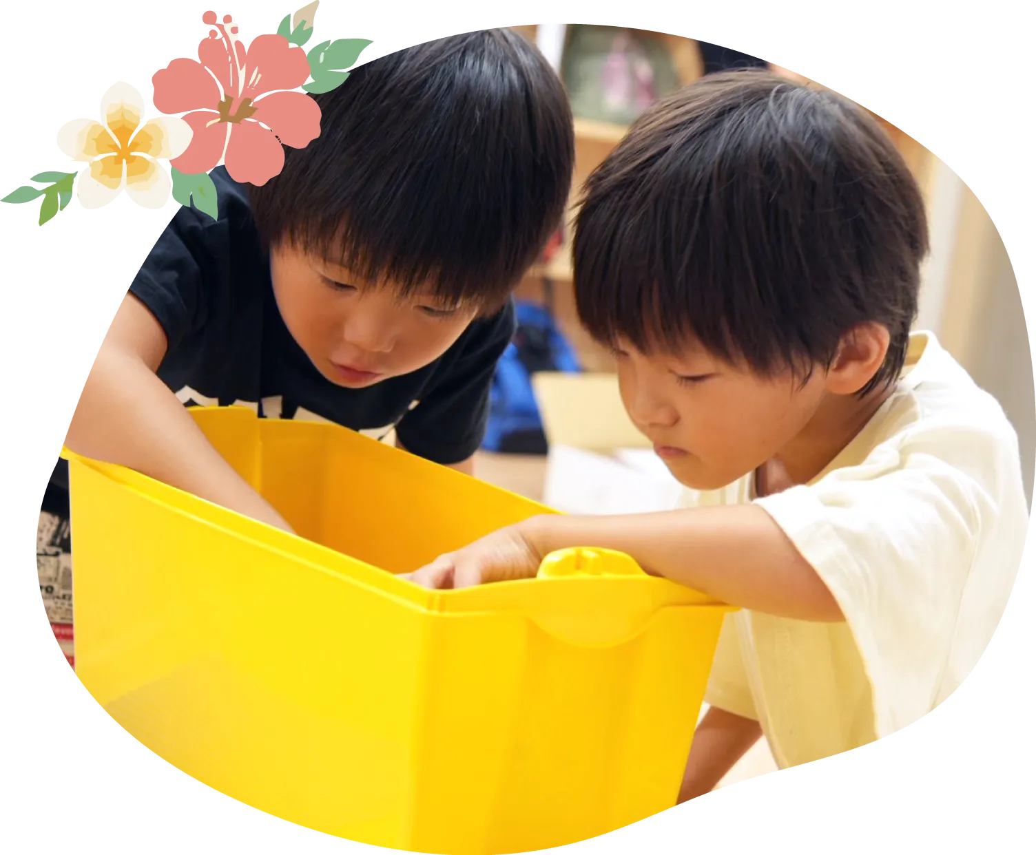 リノキッズの子どもと学ぶ様子。
